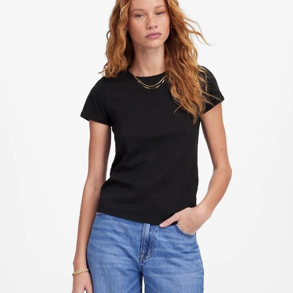 Madewell Essential Slim Tee in Lightweight Cotton in Jet Black, Size Small - Picture 1 of 10
